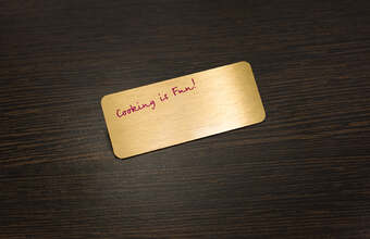 именной металлический бейдж 