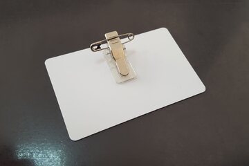 бейджи на клипсе